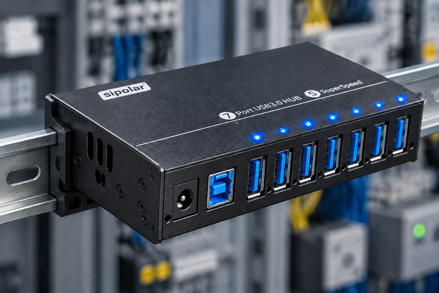 Desktop USB 3.0 hub with independent power supply